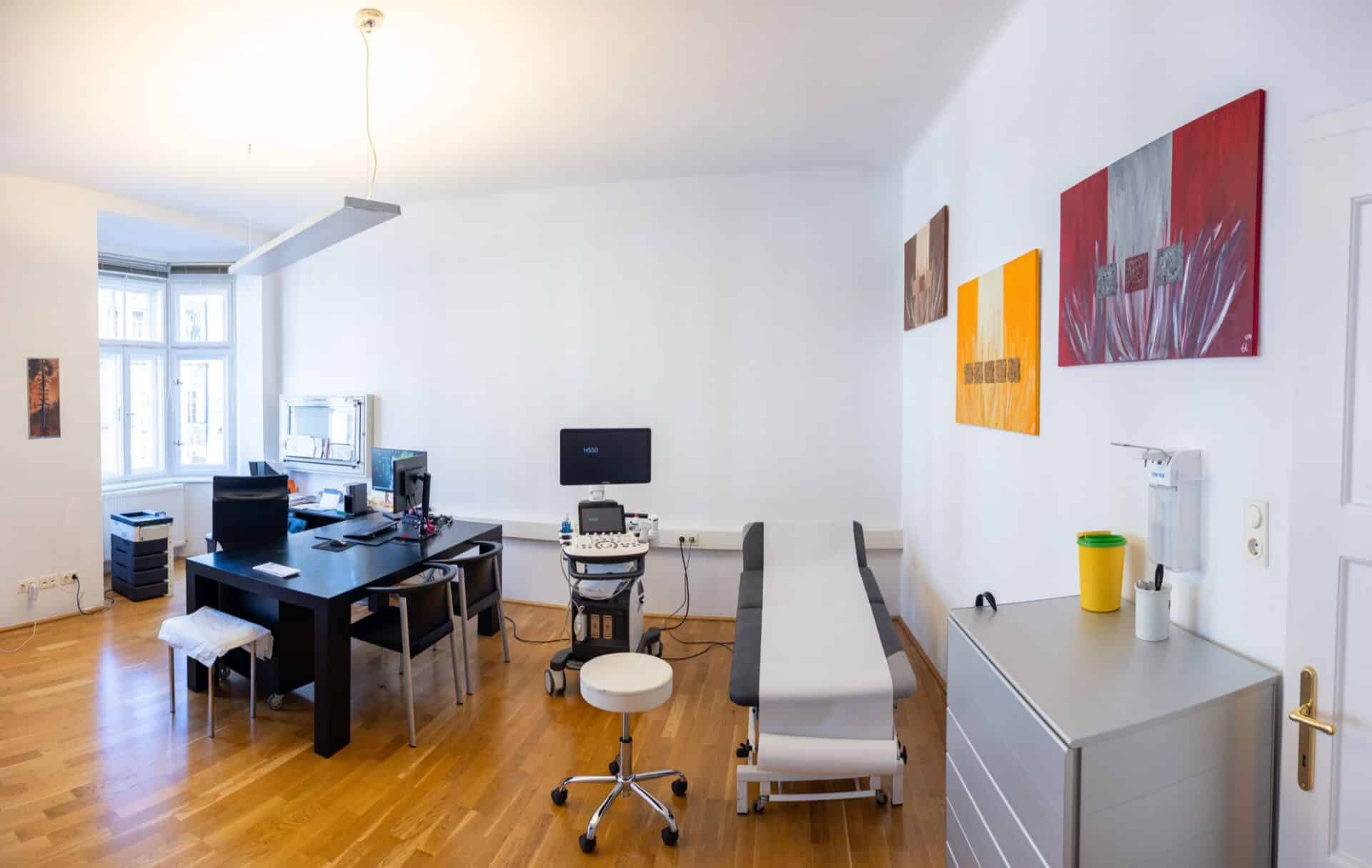 Behandlungsraum von Dr. Gregor Pittl